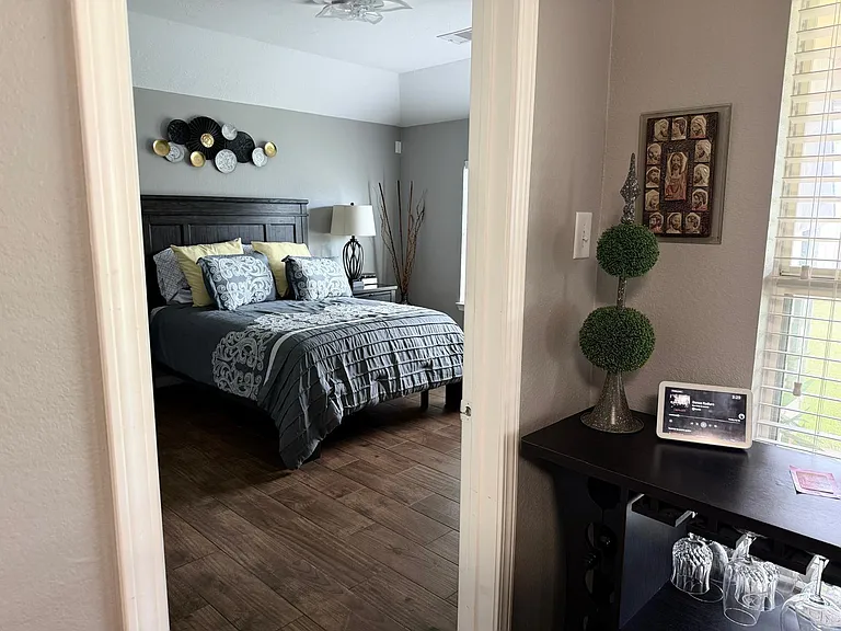 10918 Barker Gate Ct — Photo 23