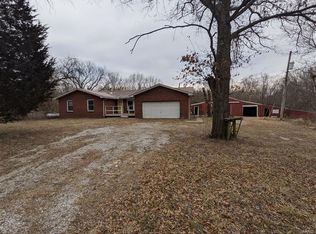 13099 Moonbeam Ln, Bunker Hill, IL 62014