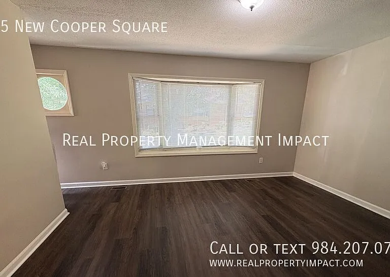 105 New Cooper Sq — Photo 8