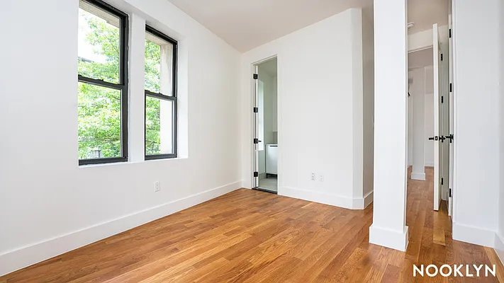 Rented by Nooklyn NYC LLC | media 7