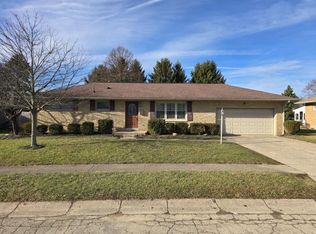 4313 Helena Dr, Springfield, OH 45503
