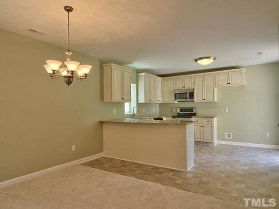4th image of 2804 Mansfield Ave