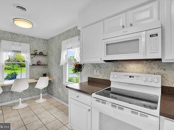4th image of 2614 Grandview Park Dr #16