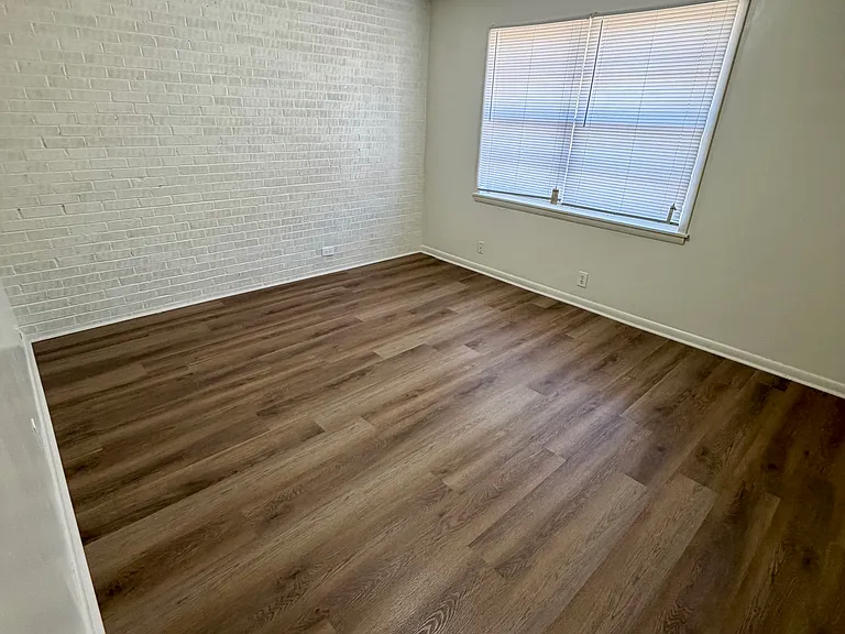 109 W Bacon St #2 — Photo 10