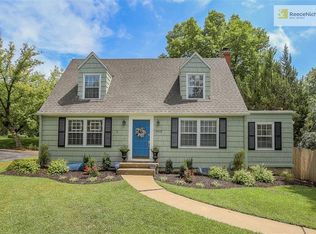 5425 Falmouth Rd, Fairway, KS 66205