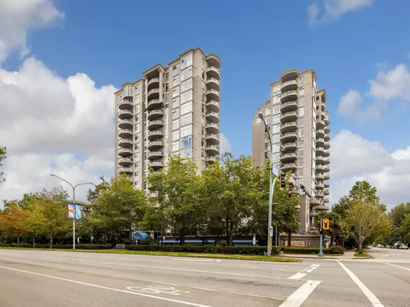 8460 Granville Ave #702, Richmond, BC V6Y 4E7
