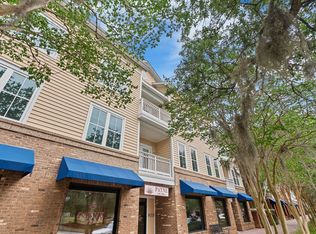 280 Seven Farms Dr Unit 302, Daniel Island, SC 29492