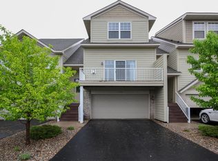 2126 Cedar Grove Trl, Eagan, MN 55122