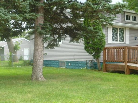 Side ~ garage in back