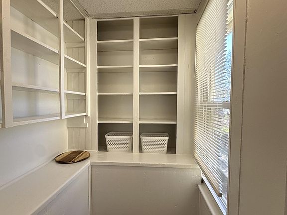 5th image of 96 Franklin St #2