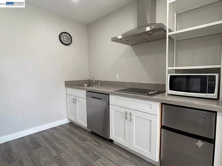 40143 Spady St — Photo 3