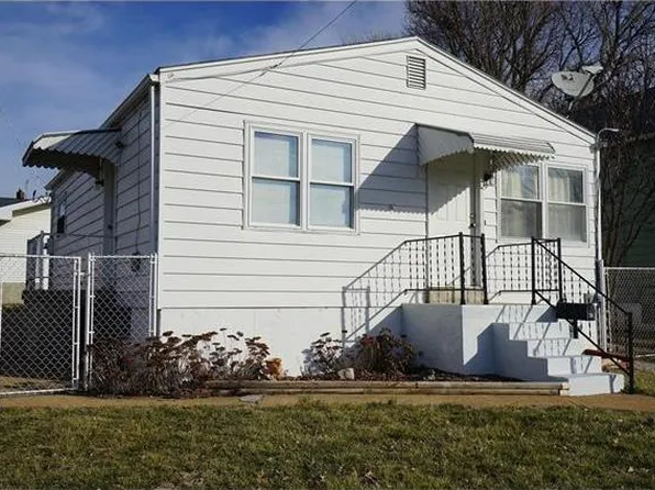 135 W Velma Ave, Saint Louis, MO 63125