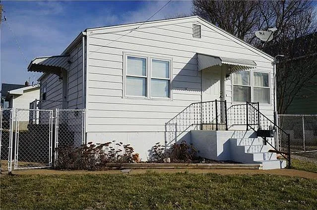 135 W Velma Ave photo 1