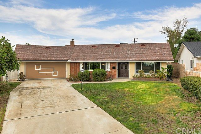 1st image of 25924 Palomar Ave