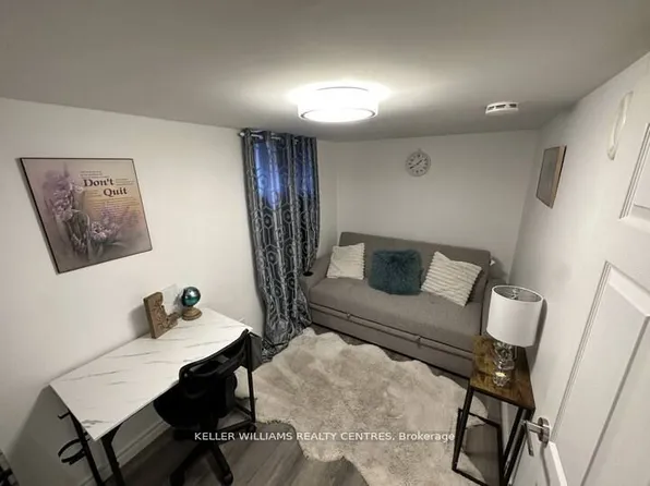 17 Oak Park Ave, Toronto, ON M4C 4L6