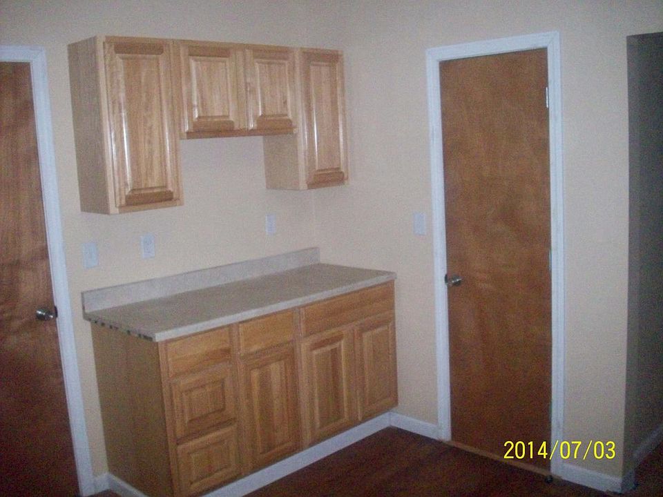 Kitchen - Cabinets
