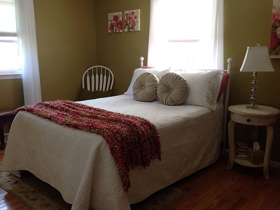 Second bedroom