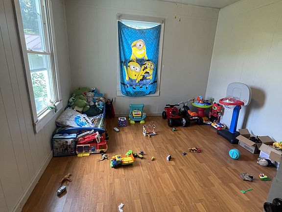 4th image of 2034 Tennessee St
