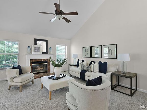 2nd image of 13001 King Arthur Ln
