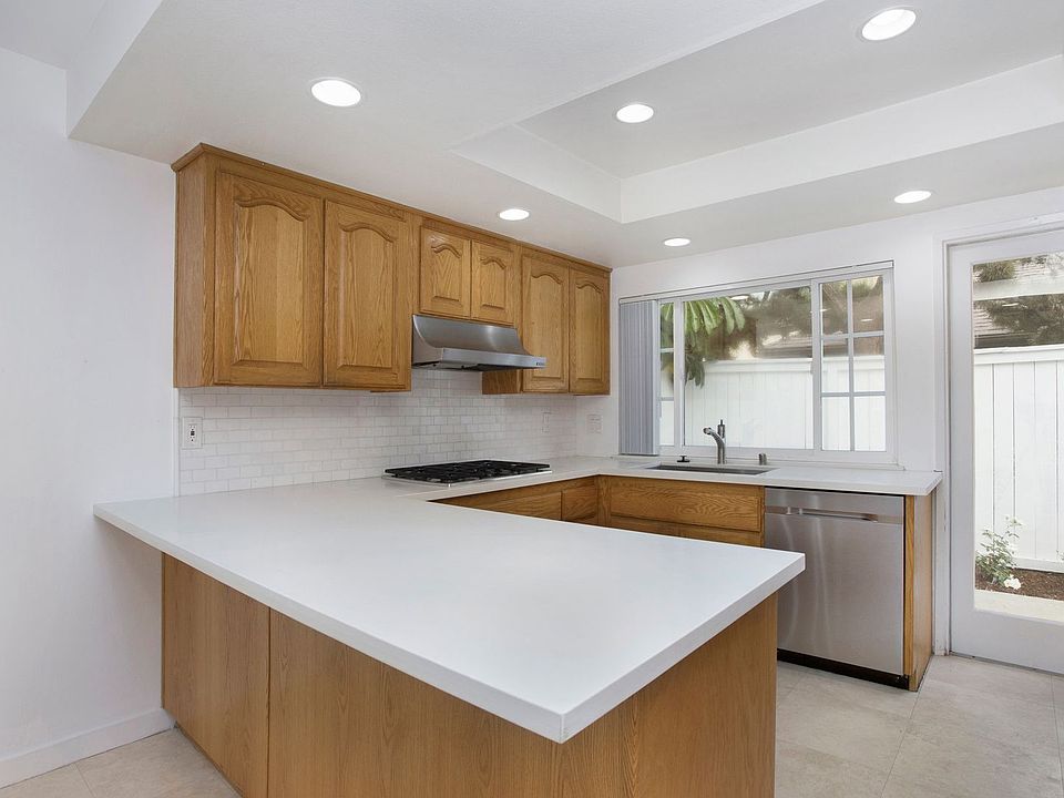 10175 El Corazon 4Plex Apartment Rentals Fountain Valley, CA Zillow