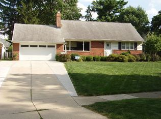 7307 Nethersole Dr, Middleburg Heights, OH 44130