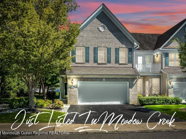 207 Deepwater Circle, Manalapan, NJ 07726