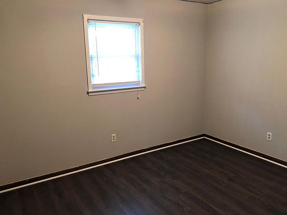 3rd image of 500 Jena Beth Dr APT B