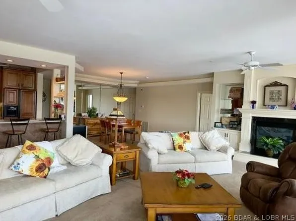 895 Summer Place Dr #4B, Camdenton, MO 65020