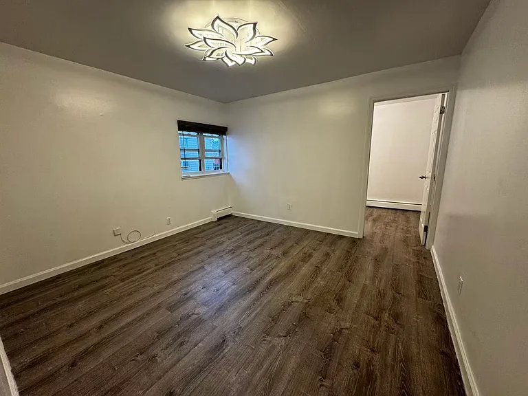 1553 Ohm Ave #1 — Photo 6