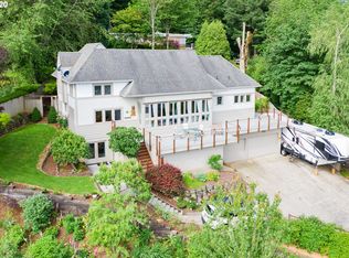 701 SW Miller Ct, Gresham, OR 97080