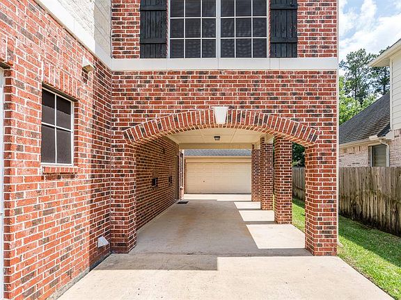 4th image of 14226 Bloomingdale Manor Dr