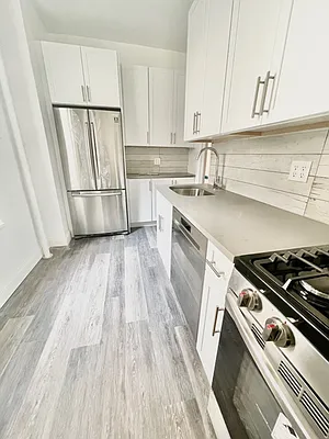 Rented by Bohemia Realty Group | media 12