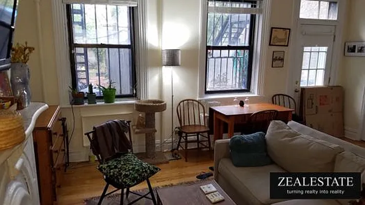 Rented by ZealEstate Group Inc | media 17