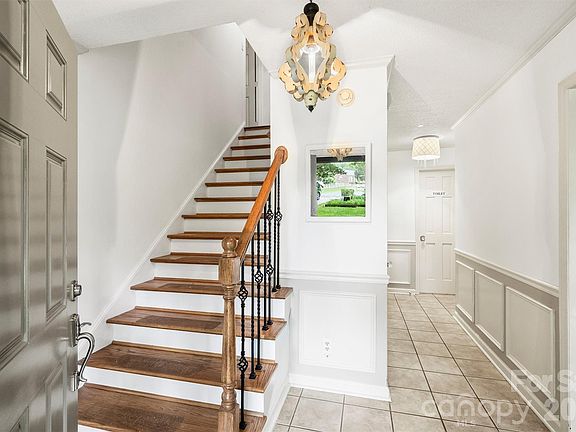 3rd image of 5530 Spearmint Dr