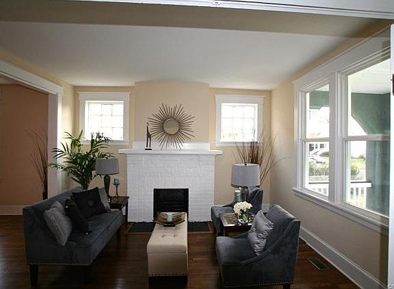 4th image of 3117 Barton Ave