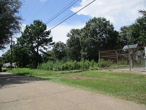 5th image of Main St