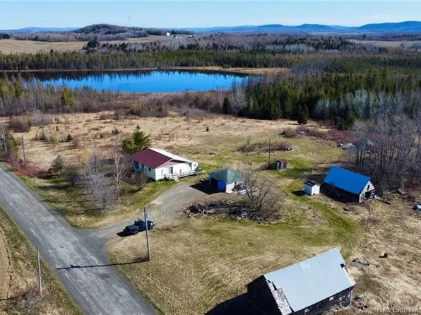 889 Charleston Rd, Wilmot, NB E7K 1G6