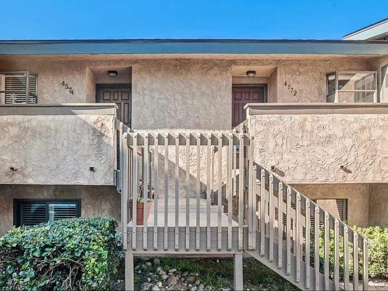 4572 W Point Loma Blvd — Photo 24