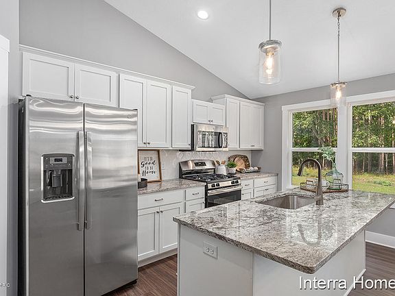 3rd image of 15771 Bedford Dr #20