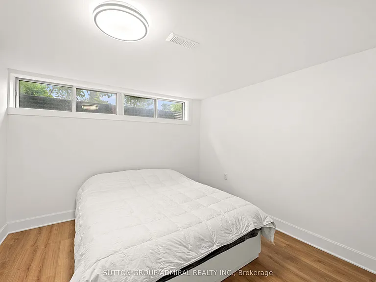 3 Hartland Rd #BASEMENT — Photo 15
