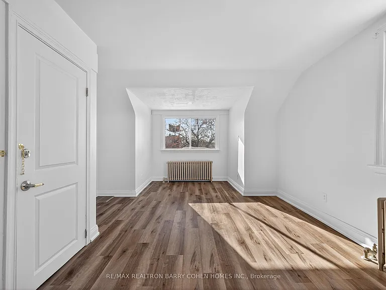17 Southbourne Ave #UPPER — Photo 11