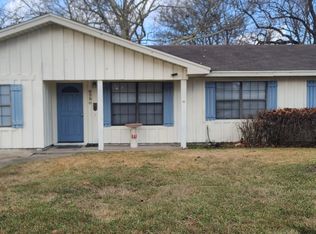 9330 Shepherd Dr, Beaumont, TX 77707