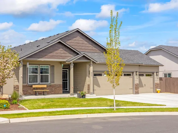855 NW 26th Way, Redmond, OR 97756