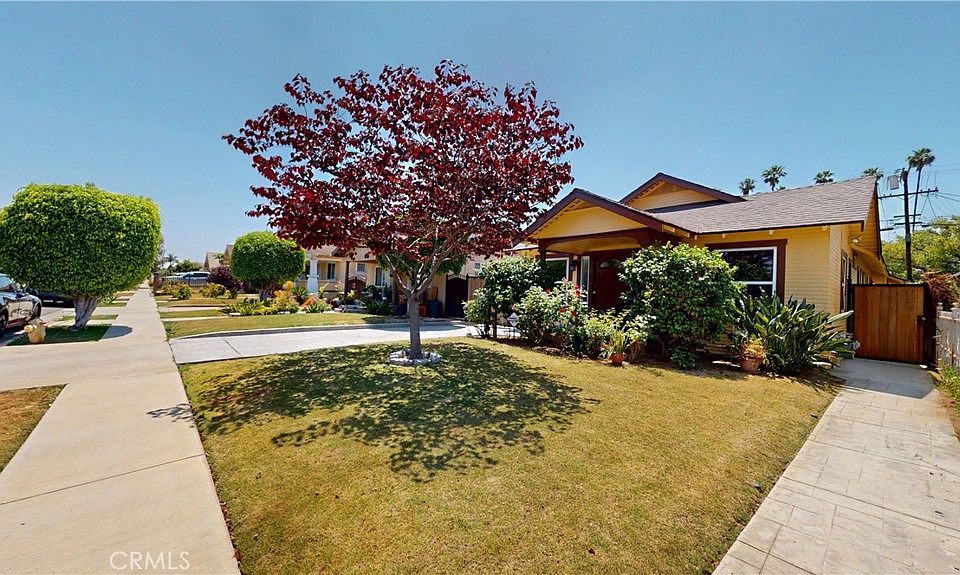 1st image of 2372 W 29th Pl