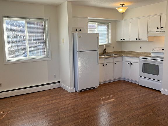 3rd image of 322 Clifton Ave APT 308