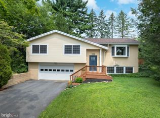 705 Windsor Ct, State College, PA 16801