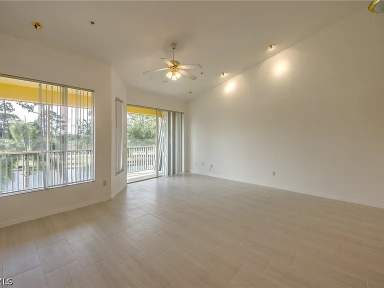 15250 Riverbend Blvd #204 — Photo 27