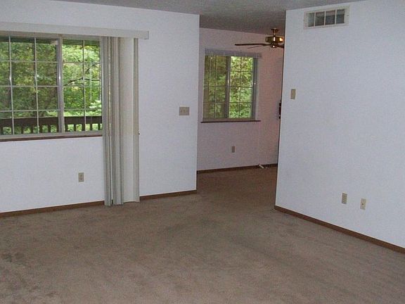 4th image of 2837 Glenwood Ave APT 4