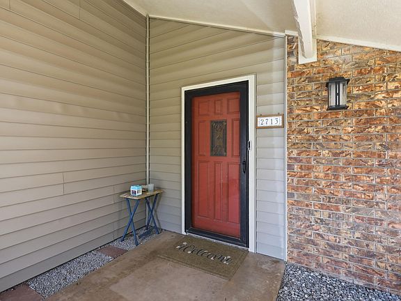 3rd image of 2713 Haystack Ln