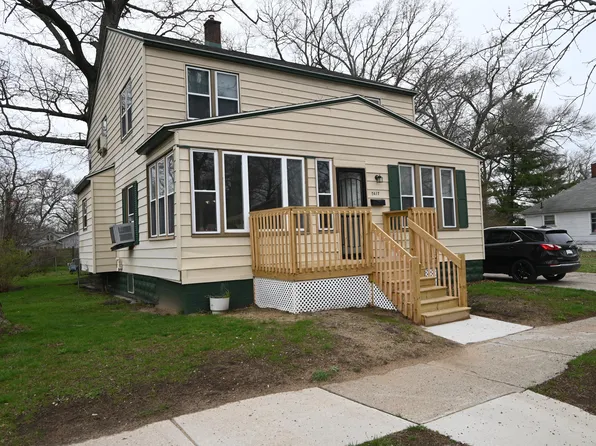 2417 Leahy St, Muskegon Heights, MI 49444